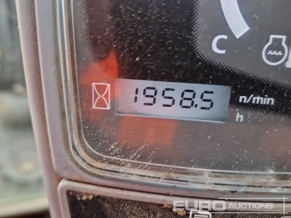 Mini excavator 2019 Kubota U27-4: picture 34