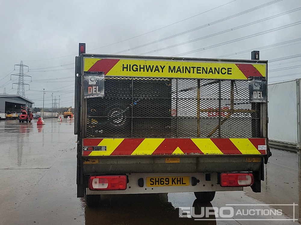 2019 Volkswagen Crafter CR35 - Open body delivery van: picture 4 2019 Volkswagen Crafter CR35 - Open body delivery van: picture 4