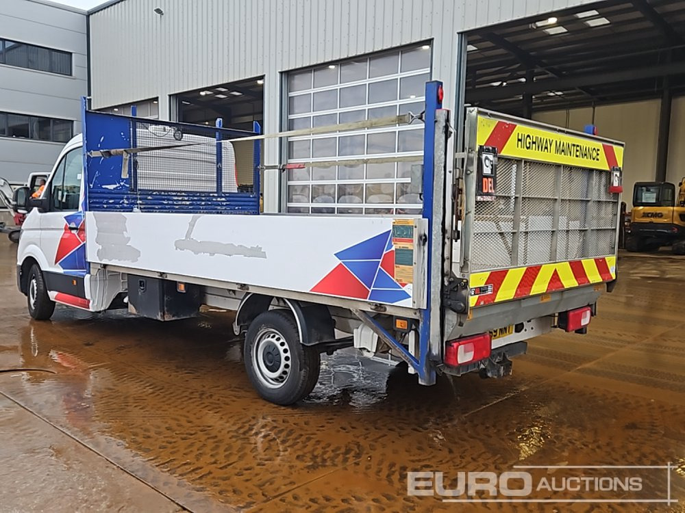 2019 Volkswagen Crafter CR35 - Open body delivery van: picture 3 2019 Volkswagen Crafter CR35 - Open body delivery van: picture 3