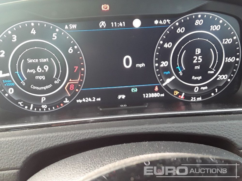 2019 Volkswagen Golf R - Car: picture 4 2019 Volkswagen Golf R - Car: picture 4