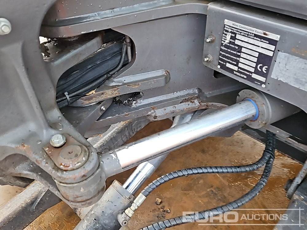 Mini excavator 2019 Volvo ECR50D: picture 25