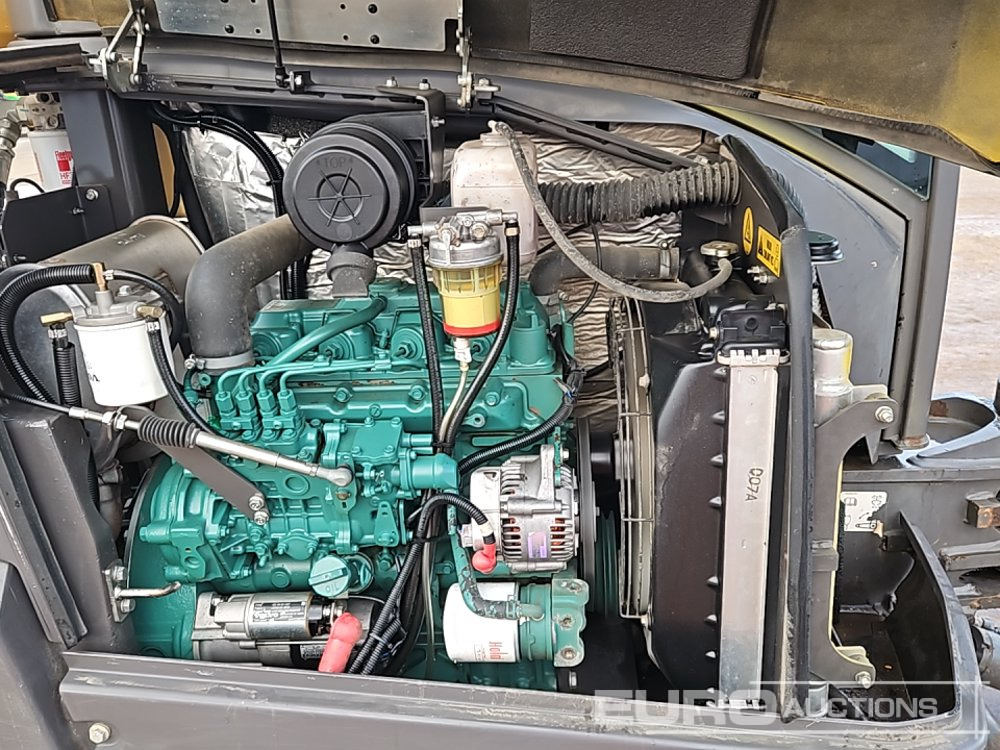 Mini excavator 2019 Volvo ECR50D: picture 31