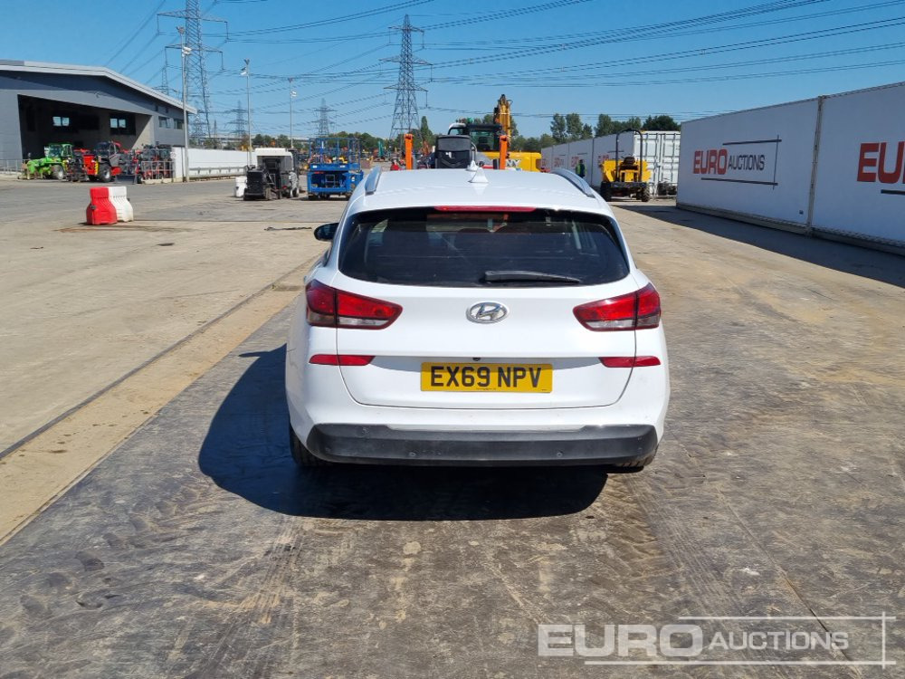 2020 Hyundai I30 - Car: picture 4 2020 Hyundai I30 - Car: picture 4