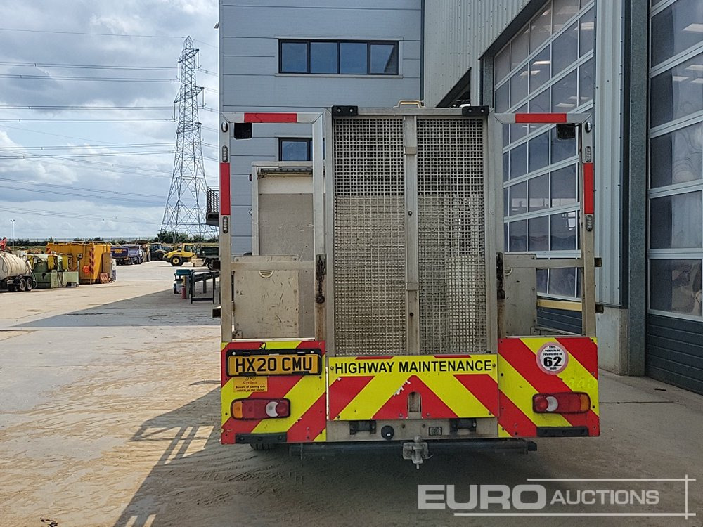 2020 Peugeot Boxer 335 - Open body delivery van: picture 4 2020 Peugeot Boxer 335 - Open body delivery van: picture 4