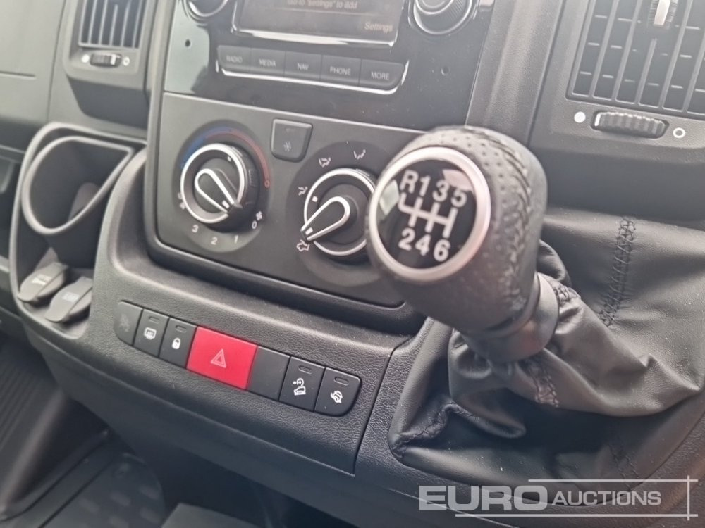 Campervan 2020 Peugeot Boxer 335: picture 28