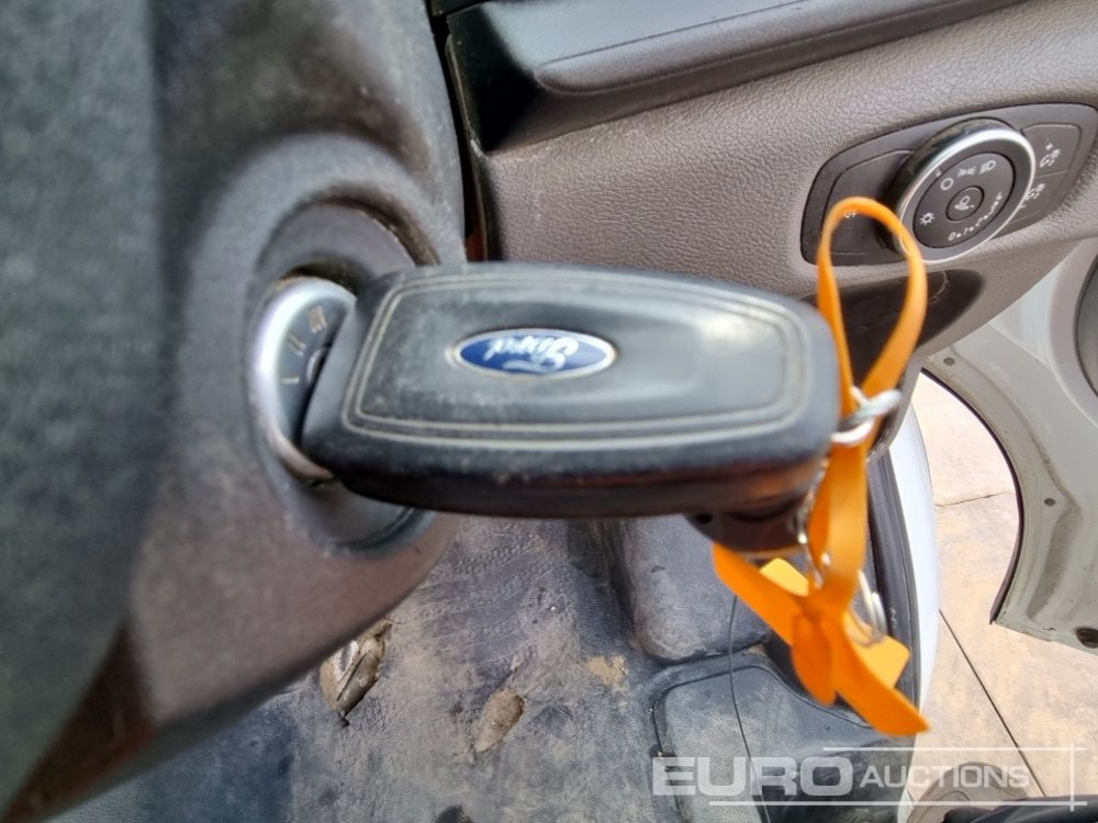 Tipper van 2022 Ford Transit 350: picture 34