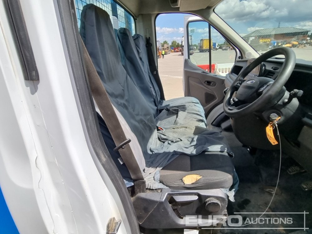 Tipper van 2022 Ford Transit 350: picture 25