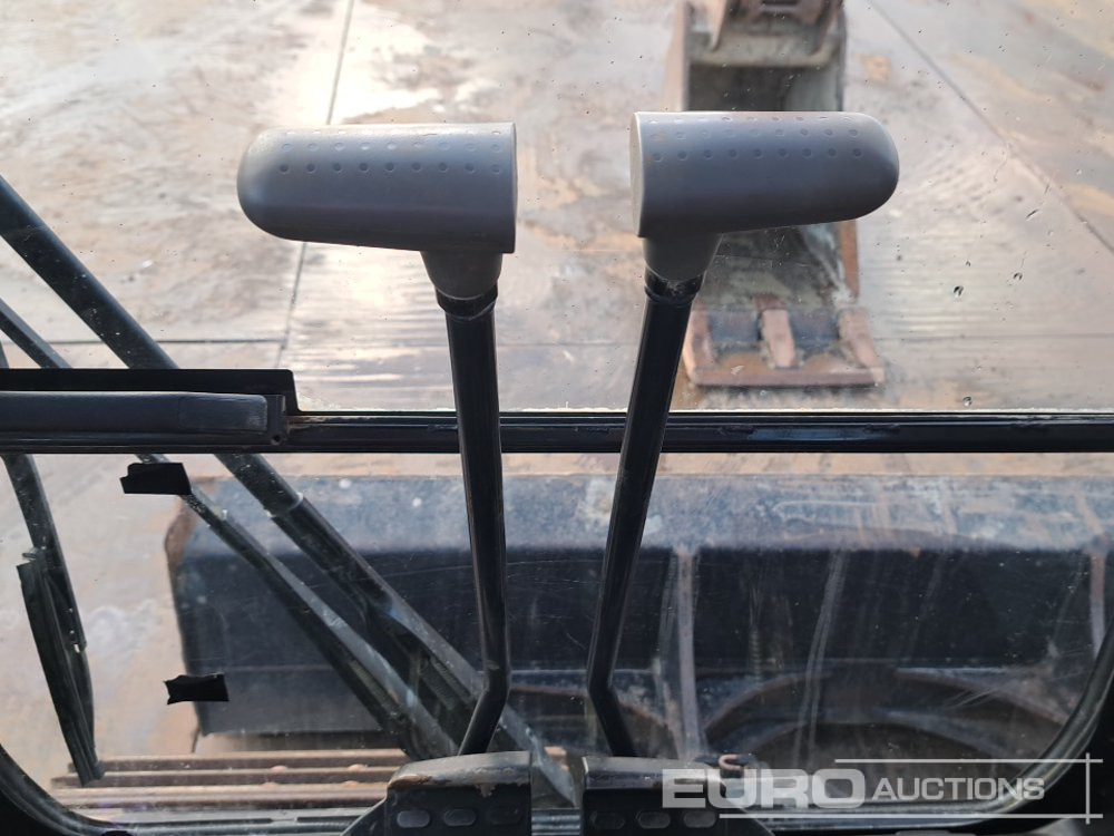 2022 Hitachi ZX135USBL-7 - Crawler excavator: picture 1 2022 Hitachi ZX135USBL-7 - Crawler excavator: picture 1