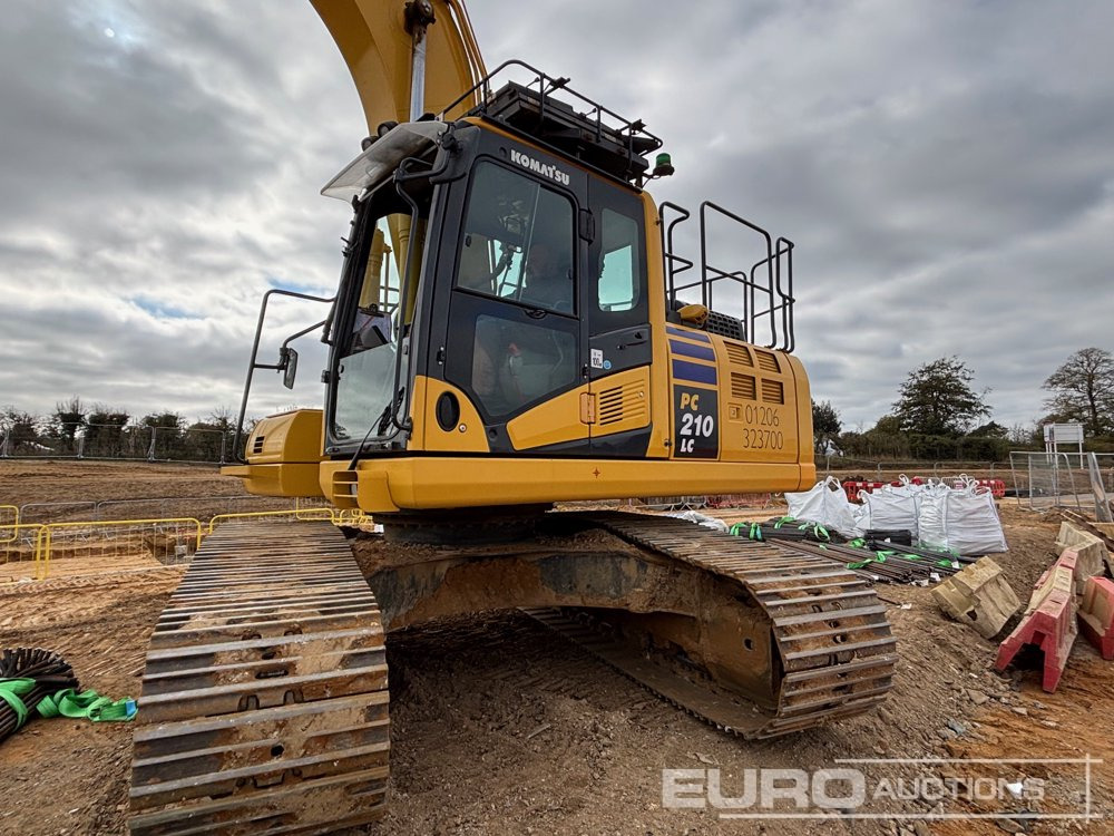 2022 Komatsu PC210LC-11E0 - Crawler excavator: picture 5 2022 Komatsu PC210LC-11E0 - Crawler excavator: picture 5
