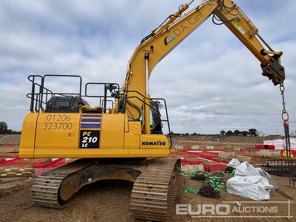 2022 Komatsu PC210LC-11E0 - Crawler excavator: picture 1 2022 Komatsu PC210LC-11E0 - Crawler excavator: picture 1