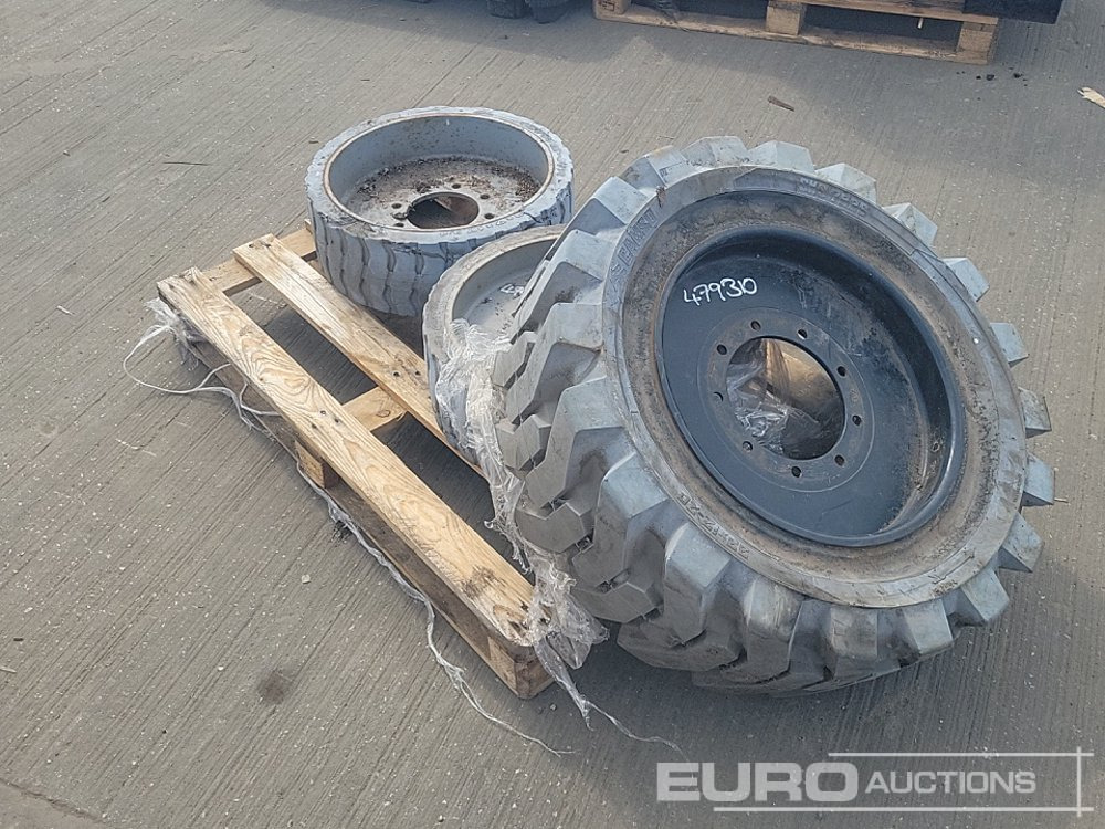 22x7x17 Non marking Tyre & Rim (2 of), 32x12-20 Tyre & Rim - Tire: picture 3 22x7x17 Non marking Tyre & Rim (2 of), 32x12-20 Tyre & Rim - Tire: picture 3