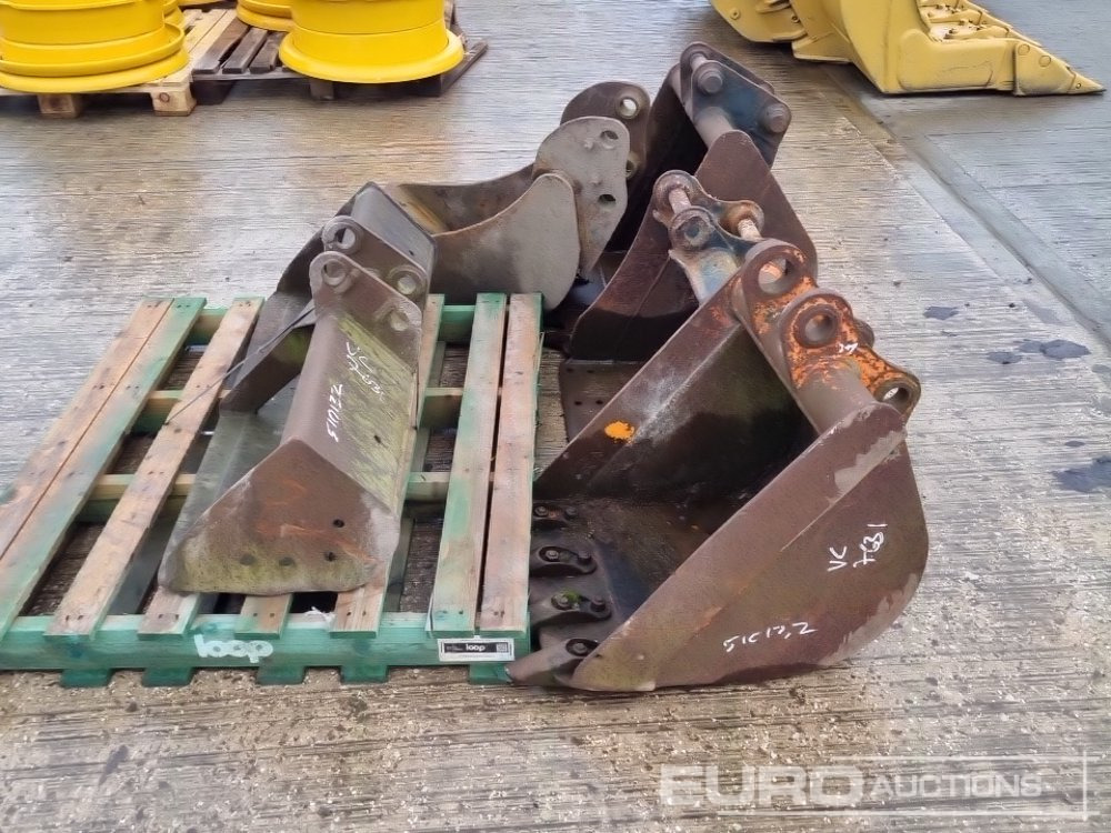 42" Ditching, 24", 24", 20", 12" Digging Bucket 35-40mm Pin to suit Mini Excavator - Bucket: picture 2 42" Ditching, 24", 24", 20", 12" Digging Bucket 35-40mm Pin to suit Mini Excavator - Bucket: picture 2