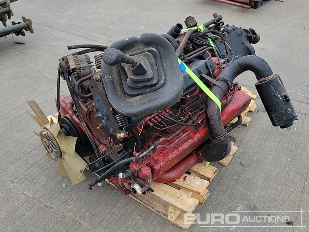 6 Cylinder Engine, Gearbox - Engine: picture 1 6 Cylinder Engine, Gearbox - Engine: picture 1