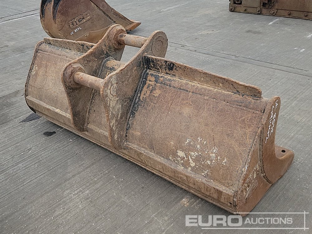72" Ditching Bucket 65mm Pin to suit 13 Ton Excavator - Bucket: picture 5 72" Ditching Bucket 65mm Pin to suit 13 Ton Excavator - Bucket: picture 5