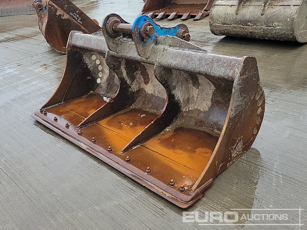 74" Ditching Bucket 65mm Pin to suit 13 Ton Excavator - Bucket: picture 1 74" Ditching Bucket 65mm Pin to suit 13 Ton Excavator - Bucket: picture 1