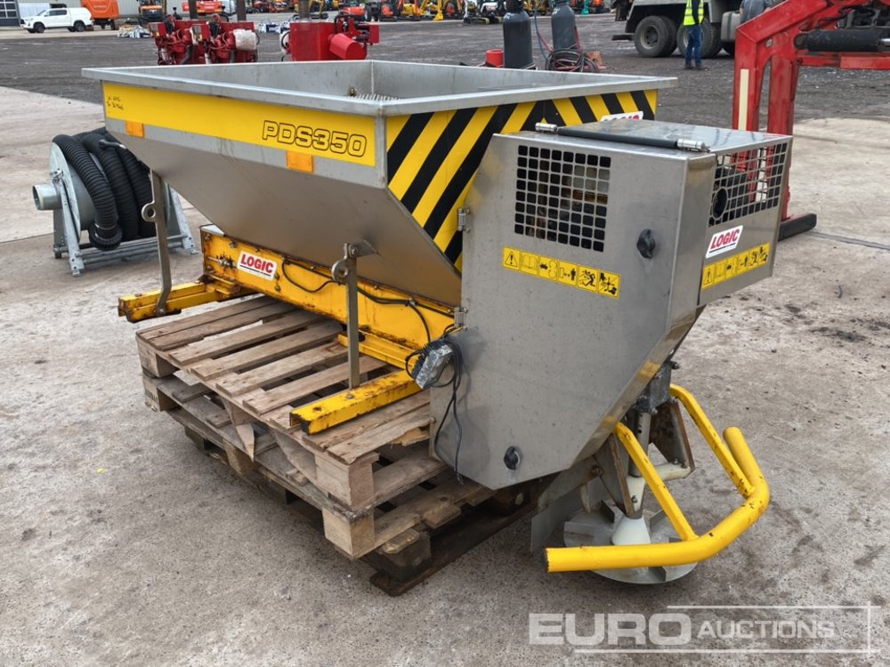 Logic PDS350 Petrol Demountable Salt Spreader, Honda Engine - Agricultural machinery: picture 2 Logic PDS350 Petrol Demountable Salt Spreader, Honda Engine - Agricultural machinery: picture 2