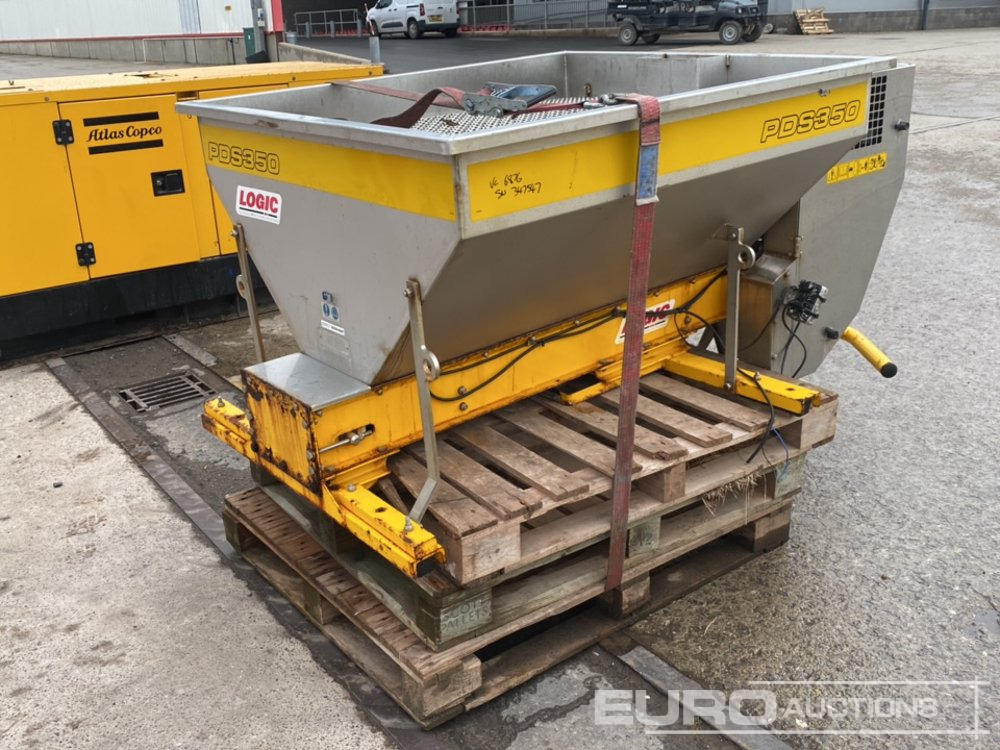 Logic PDS350 Petrol Demountable Salt Spreader, Honda Engine - Agricultural machinery: picture 3 Logic PDS350 Petrol Demountable Salt Spreader, Honda Engine - Agricultural machinery: picture 3