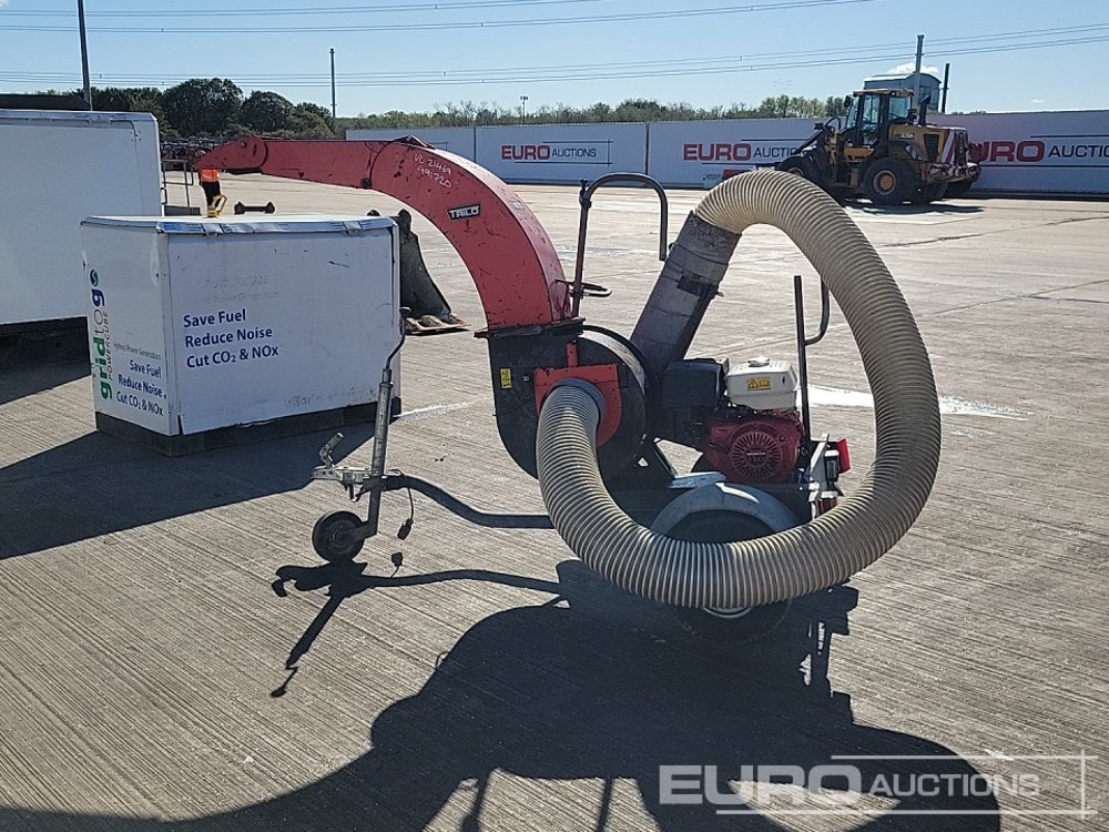 Trilo Petrol Towable Vacuum Loader, Honda Engine - Agricultural machinery: picture 2 Trilo Petrol Towable Vacuum Loader, Honda Engine - Agricultural machinery: picture 2