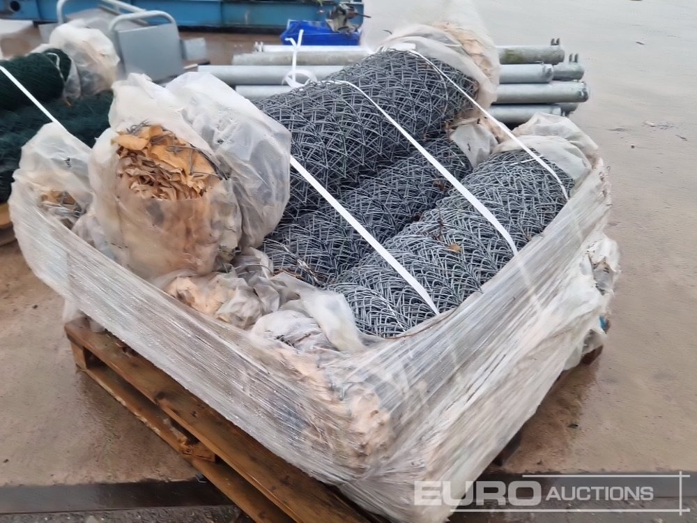 Unused 1200mm Galvanised Chain Link (8 Rolls) - Agricultural machinery: picture 2 Unused 1200mm Galvanised Chain Link (8 Rolls) - Agricultural machinery: picture 2