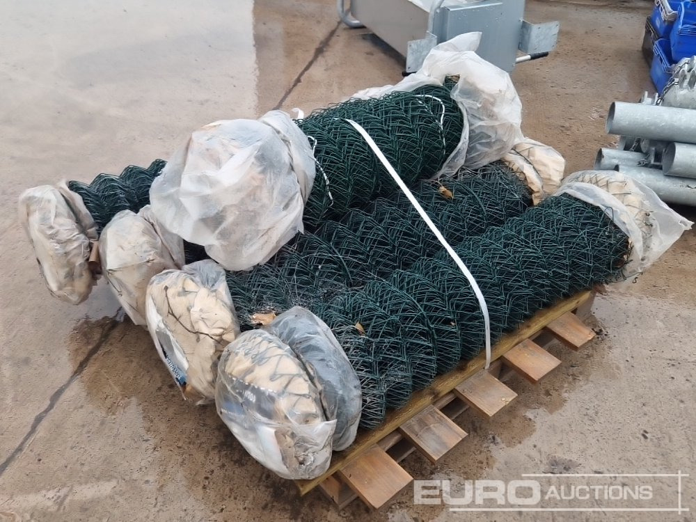 Unused 4' & 3' PVC Coated Chainl Link (4 Rolls) - Agricultural machinery: picture 3 Unused 4' & 3' PVC Coated Chainl Link (4 Rolls) - Agricultural machinery: picture 3