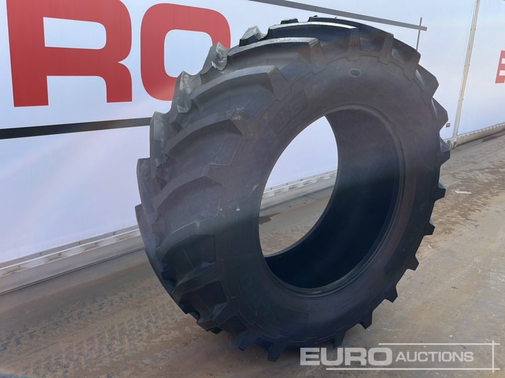 Unused Vannova 650/65R38-163 R1W Tyre (2 of) - Agricultural machinery: picture 3 Unused Vannova 650/65R38-163 R1W Tyre (2 of) - Agricultural machinery: picture 3
