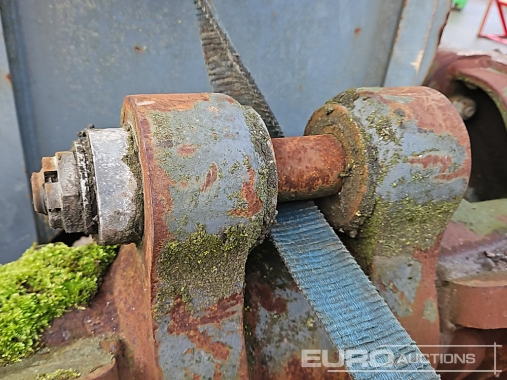 Attachment for Excavator Manual Log Grab to suit Crane: picture 11