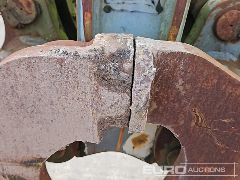 Attachment for Excavator Manual Log Grab to suit Crane: picture 18