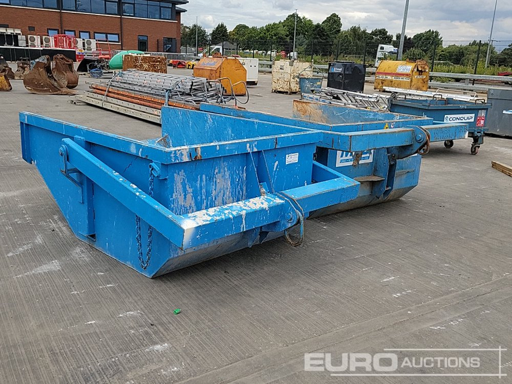 Boat Skip to suit Crane (2 of) - Tipping skip: picture 3 Boat Skip to suit Crane (2 of) - Tipping skip: picture 3
