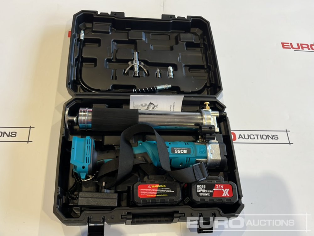 Boss 21 Volt Lithium Battery Cordless Grease Gun, 2 Batteries, Charger, Case, Shoulder Strap, Extension Pieces and Fittings - Construction equipment: picture 3 Boss 21 Volt Lithium Battery Cordless Grease Gun, 2 Batteries, Charger, Case, Shoulder Strap, Extension Pieces and Fittings - Construction equipment: picture 3