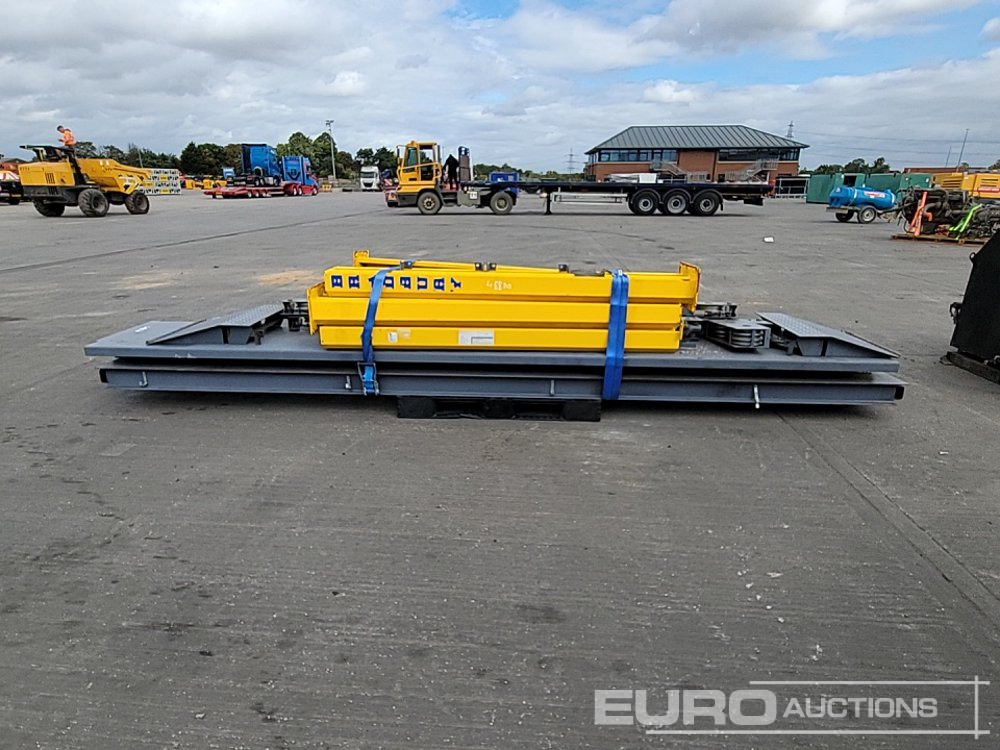 Bradbury 4 Post Vehicle Lift - Garage equipment: picture 2 Bradbury 4 Post Vehicle Lift - Garage equipment: picture 2