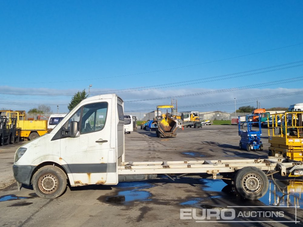 2007 Mercedes 4x2 Chassis Cab (Non Runner) - Commercial vehicle: picture 2 2007 Mercedes 4x2 Chassis Cab (Non Runner) - Commercial vehicle: picture 2