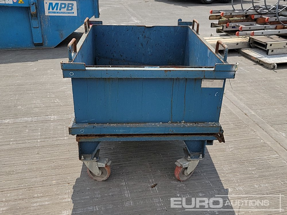 Conquip CA110 - Tipping skip: picture 2 Conquip CA110 - Tipping skip: picture 2