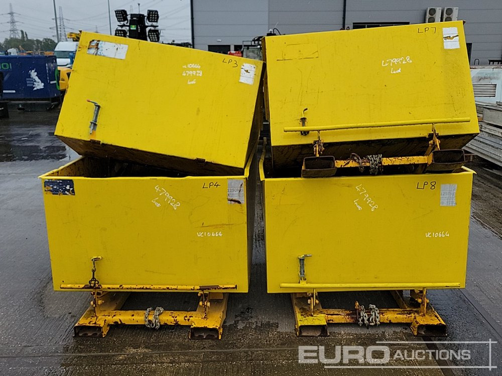 Contact Tipping Skip to suit Forklift (4 of) - Tipping skip: picture 4 Contact Tipping Skip to suit Forklift (4 of) - Tipping skip: picture 4