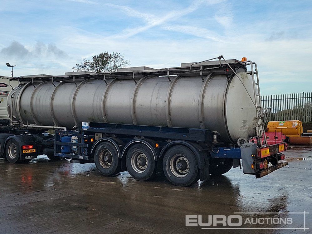 Crane Freuhauf Tri Axle Tanker Trailer - Tanker semi-trailer: picture 3 Crane Freuhauf Tri Axle Tanker Trailer - Tanker semi-trailer: picture 3