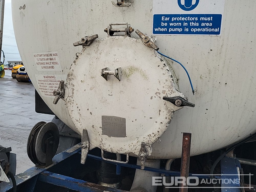 Tanker semi-trailer Crane Freuhauf Tri Axle Tanker Trailer: picture 17