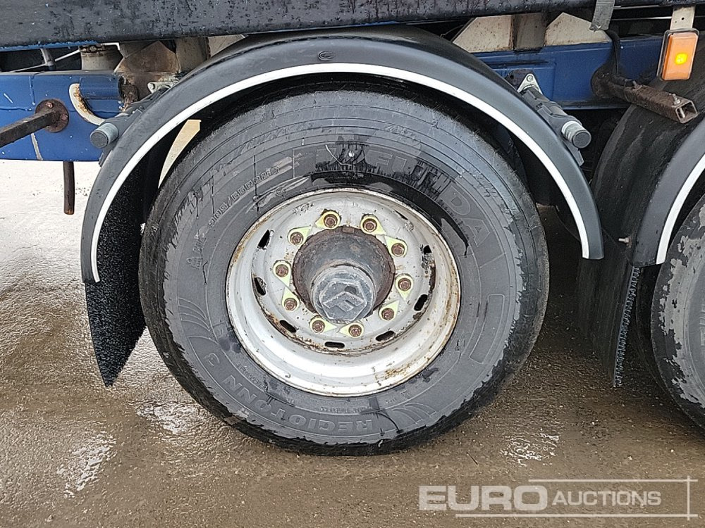 Tanker semi-trailer Crane Freuhauf Tri Axle Tanker Trailer: picture 12