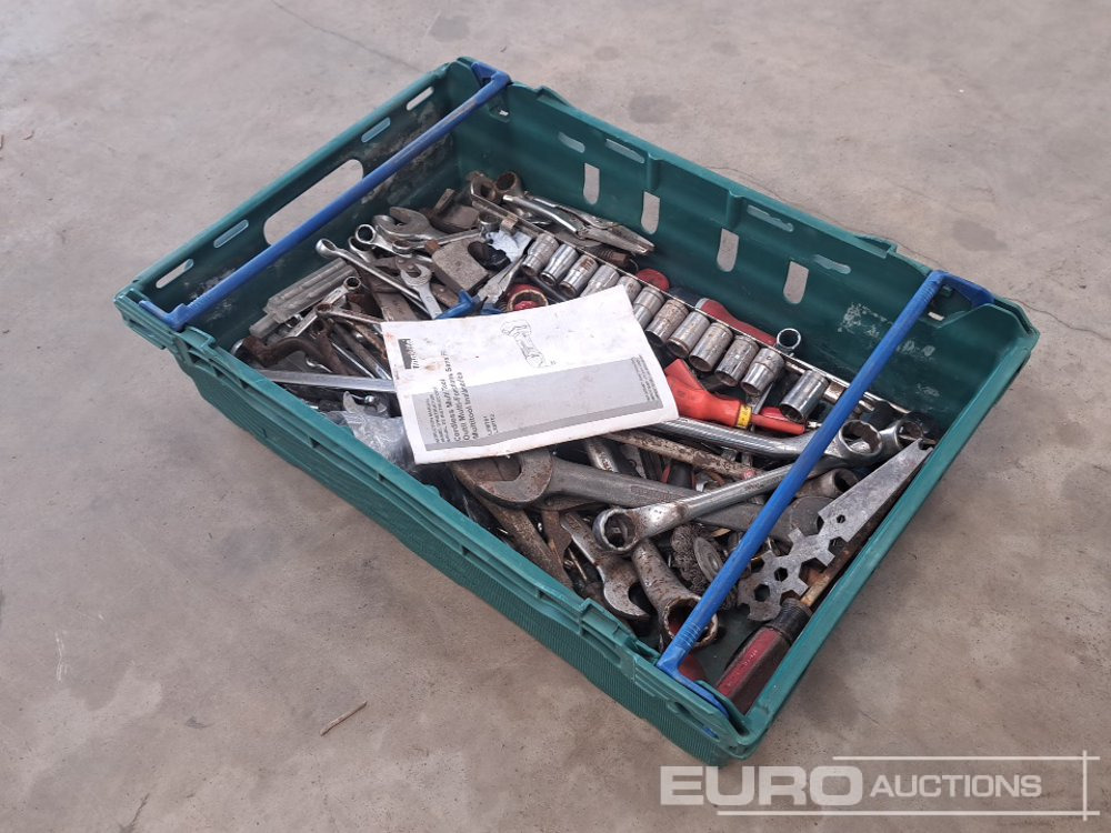 Crate of Misc Tool, Spanner, Screwdrivers etc - Garage equipment: picture 5 Crate of Misc Tool, Spanner, Screwdrivers etc - Garage equipment: picture 5