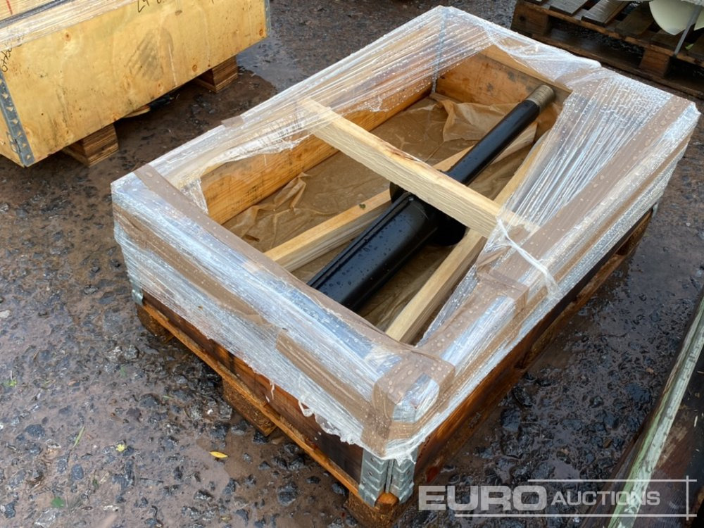 Drawback Pullrod Cylinder to suit Terex Finlay J-1175 - Hydraulic cylinder for Construction machinery: picture 1 Drawback Pullrod Cylinder to suit Terex Finlay J-1175 - Hydraulic cylinder for Construction machinery: picture 1