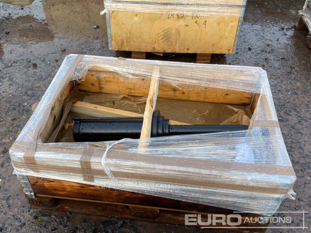 Drawback Pullrod Cylinder to suit Terex Finlay J-1175 - Hydraulic cylinder for Construction machinery: picture 2 Drawback Pullrod Cylinder to suit Terex Finlay J-1175 - Hydraulic cylinder for Construction machinery: picture 2