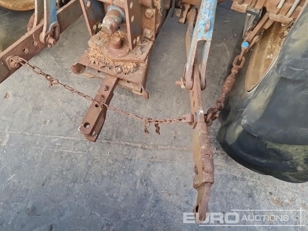 Farm tractor Ford 7700: picture 22