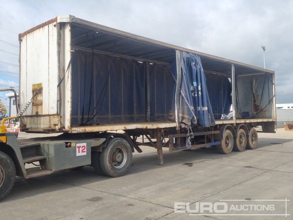 Fruehauf Tri Axle Curtainsider Trailer - Curtainsider semi-trailer: picture 2 Fruehauf Tri Axle Curtainsider Trailer - Curtainsider semi-trailer: picture 2