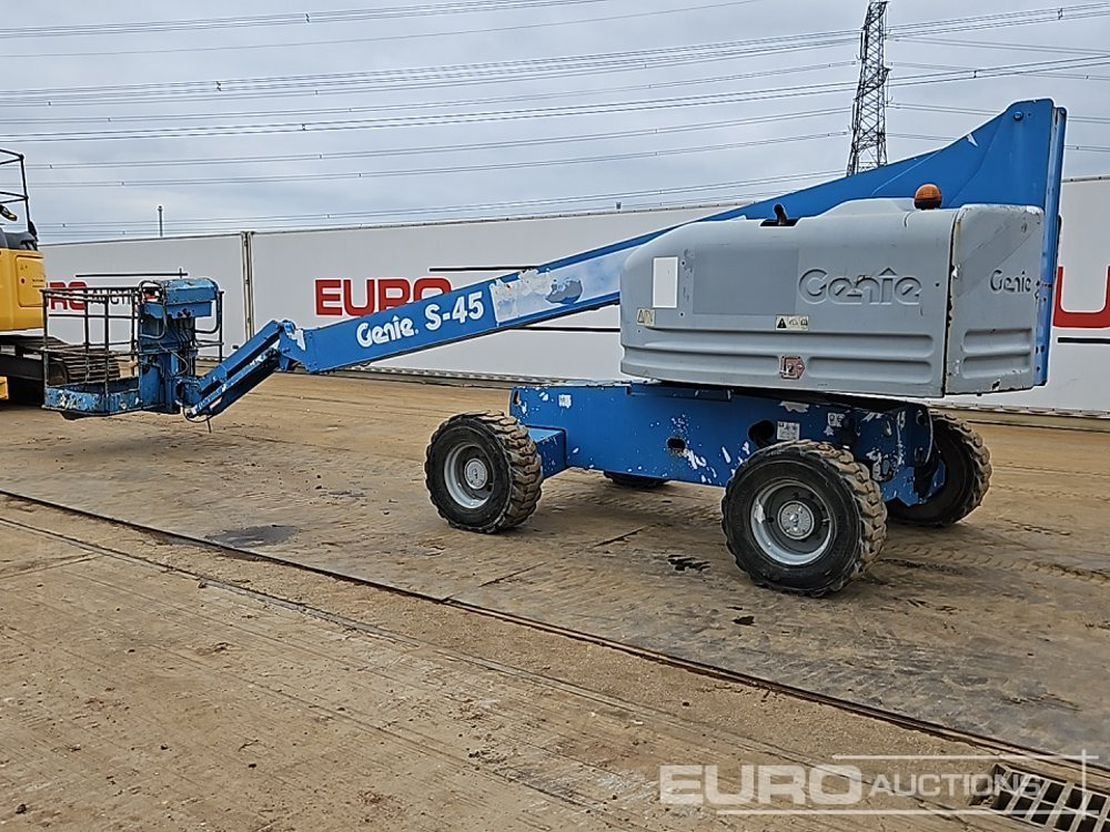 Genie S45 - Aerial platform: picture 3 Genie S45 - Aerial platform: picture 3