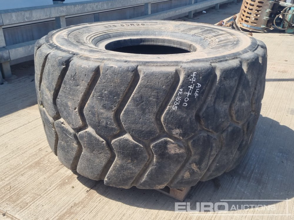 Goodride 875/65R29 Tyre (1 of), Solideal 29.5R25 Tyre (1 of) - Tire: picture 1 Goodride 875/65R29 Tyre (1 of), Solideal 29.5R25 Tyre (1 of) - Tire: picture 1