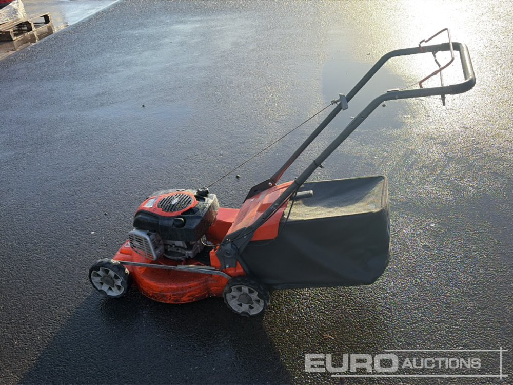 Husqvarna LC451S Petrol Lawnmower - Construction equipment: picture 2 Husqvarna LC451S Petrol Lawnmower - Construction equipment: picture 2
