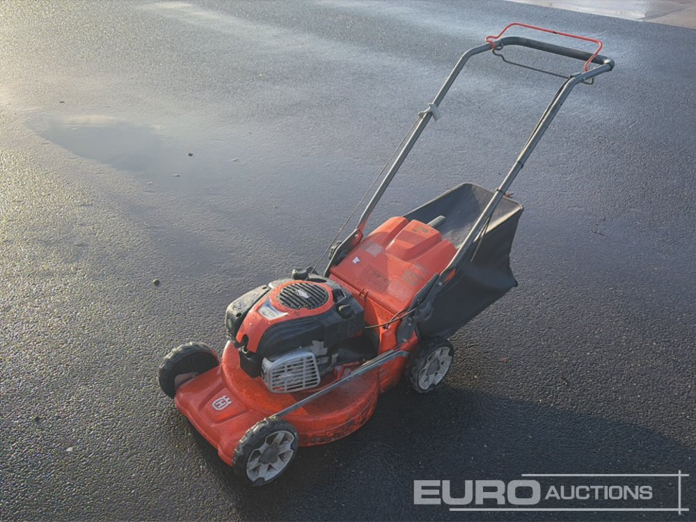 Husqvarna LC451S Petrol Lawnmower - Construction equipment: picture 1 Husqvarna LC451S Petrol Lawnmower - Construction equipment: picture 1