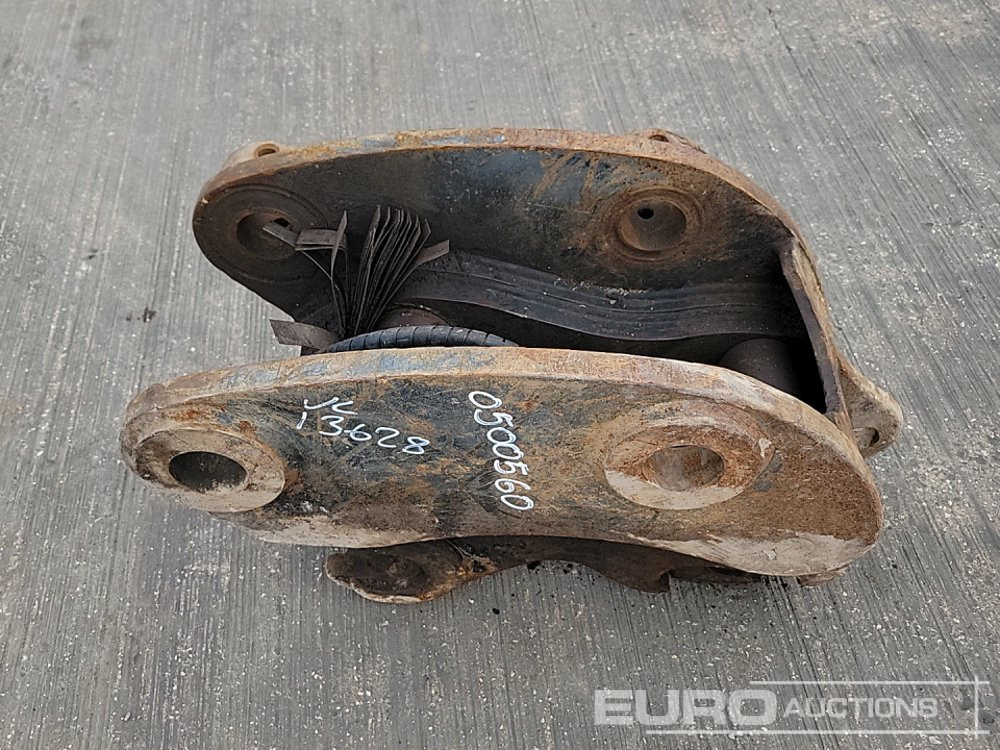 Quick coupler Hydraulic Quick Hitch 65mm Pin to 13 Ton Excavator: picture 6