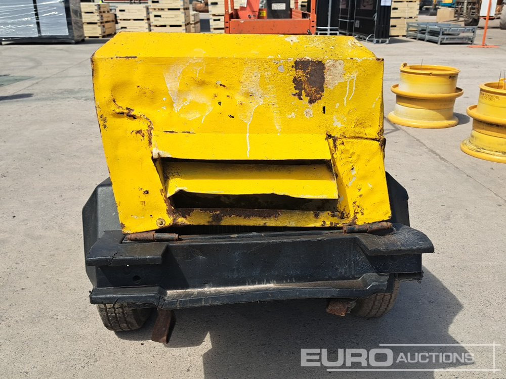 Ingersoll Rand 720 65CFM Single Axle Diesel Compressor, Kubota Engine - Air compressor: picture 4 Ingersoll Rand 720 65CFM Single Axle Diesel Compressor, Kubota Engine - Air compressor: picture 4