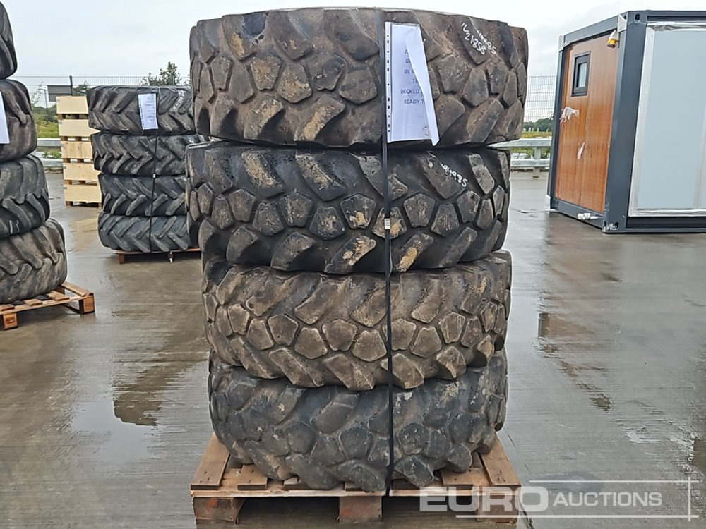 JCB 15.5-25 Tyre (4 of) - Tire: picture 1 JCB 15.5-25 Tyre (4 of) - Tire: picture 1