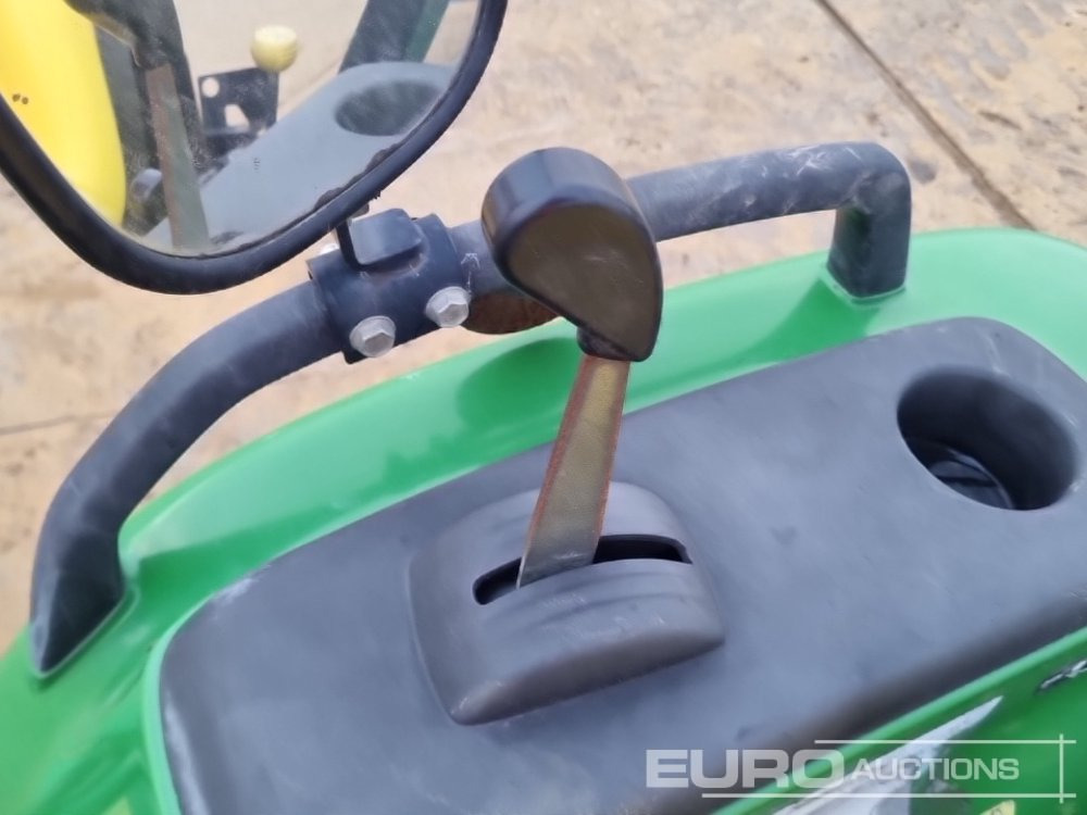 Compact tractor John Deere 4300: picture 33 Compact tractor John Deere 4300: picture 33