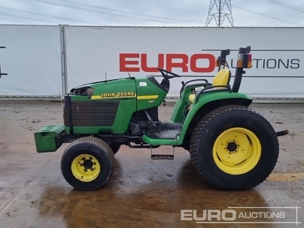 John Deere 4300 - Compact tractor: picture 2 John Deere 4300 - Compact tractor: picture 2